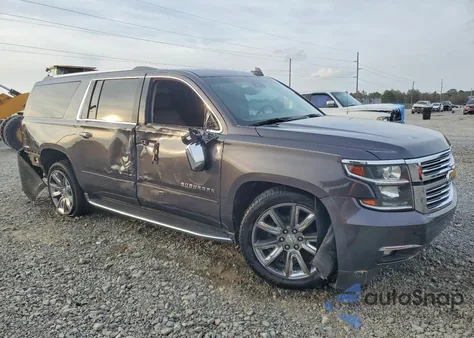 2018 Chevrolet Suburban K1500 Premier z USA, uszkodzony, nr VIN 1GNSKJKC2JR209308